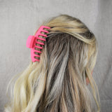 Lois Matte Hair Clip Pink